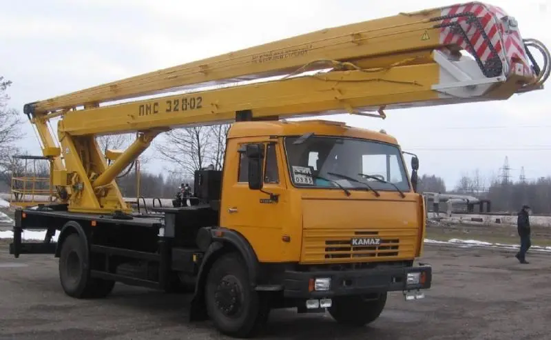 Оренда автовишки КамАЗ 28 метрів у Києві