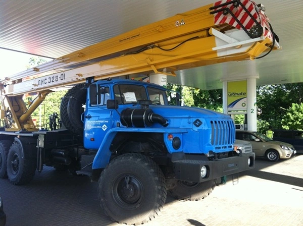 Оренда автовишки ЗІЛ 22 метри у Києві