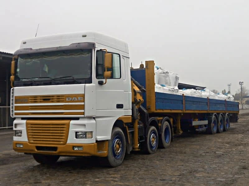 Вантажні перевезення Daf 25т/13.7м у Києві