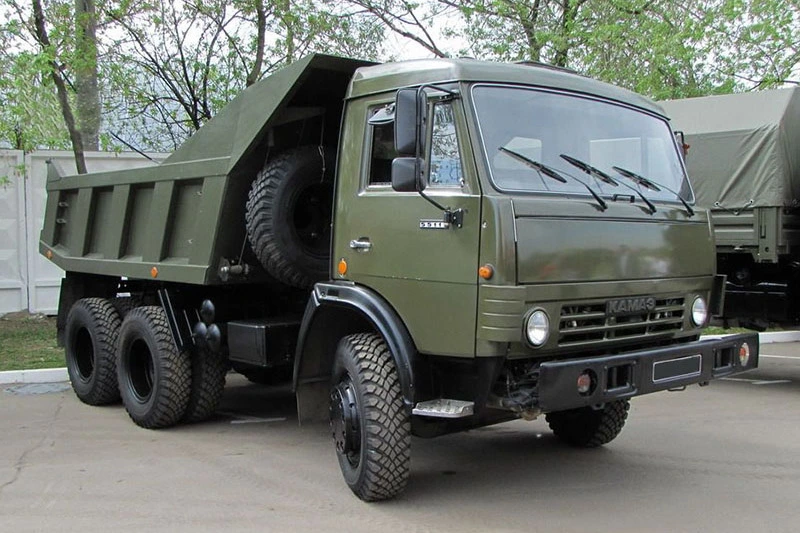Оренда самоскида Камаз 13 тонн 10м3 у Києві