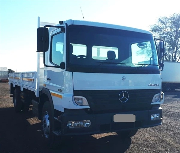 Вантажні перевезення Mercedes 5т/6м у Києві
